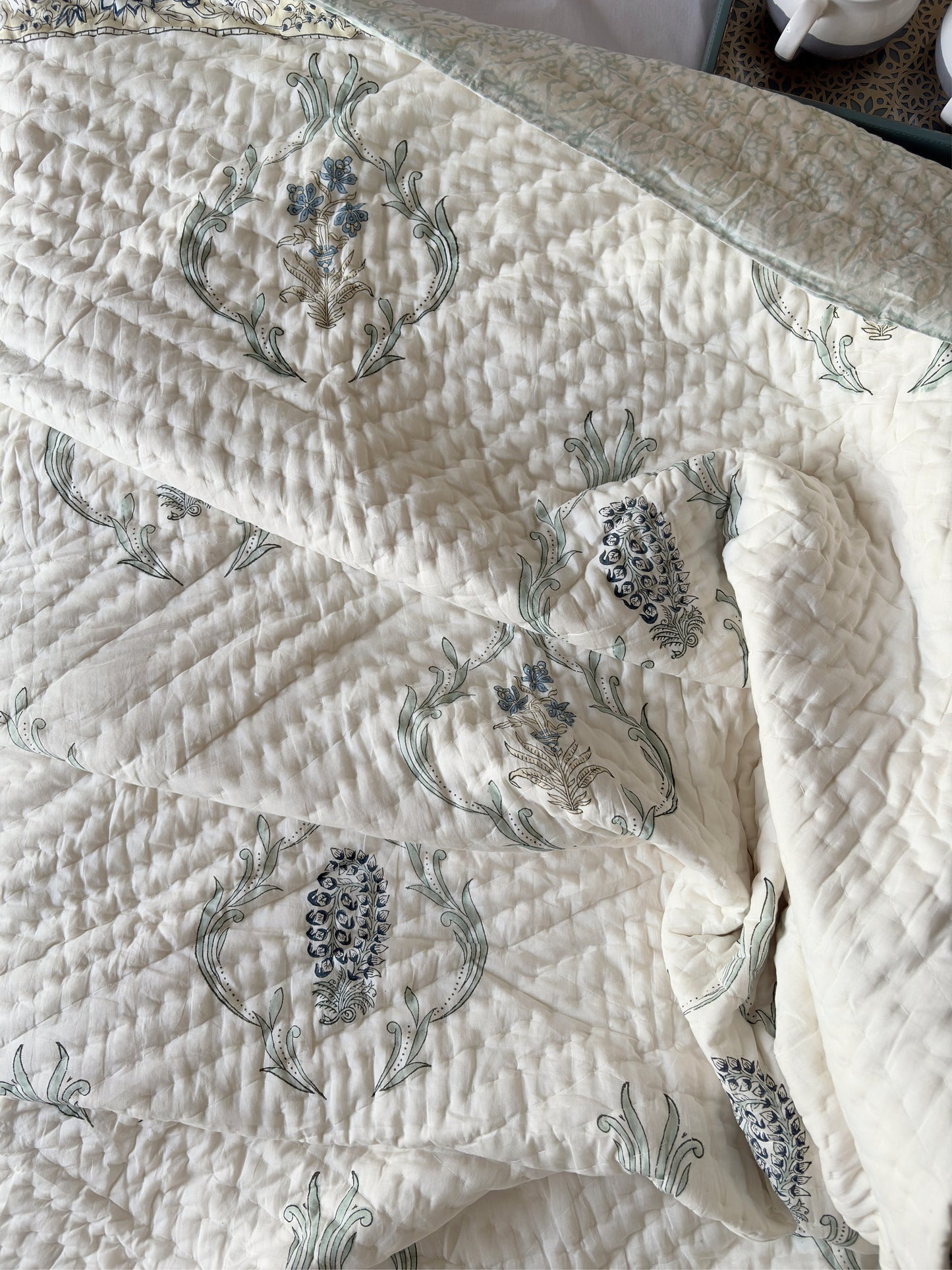 Floral Ivory Reversible Cotton Quilt