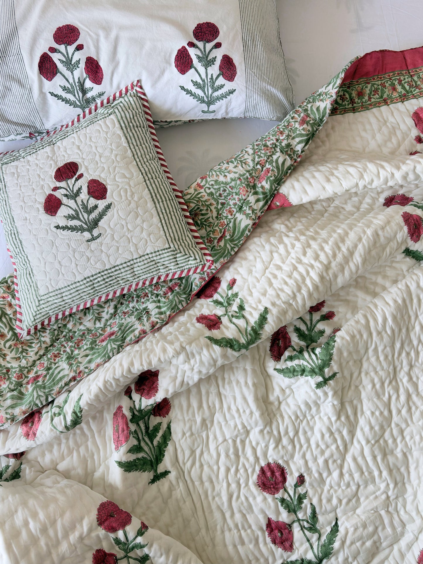 Poppy Paradise Reversible Cotton Quilt