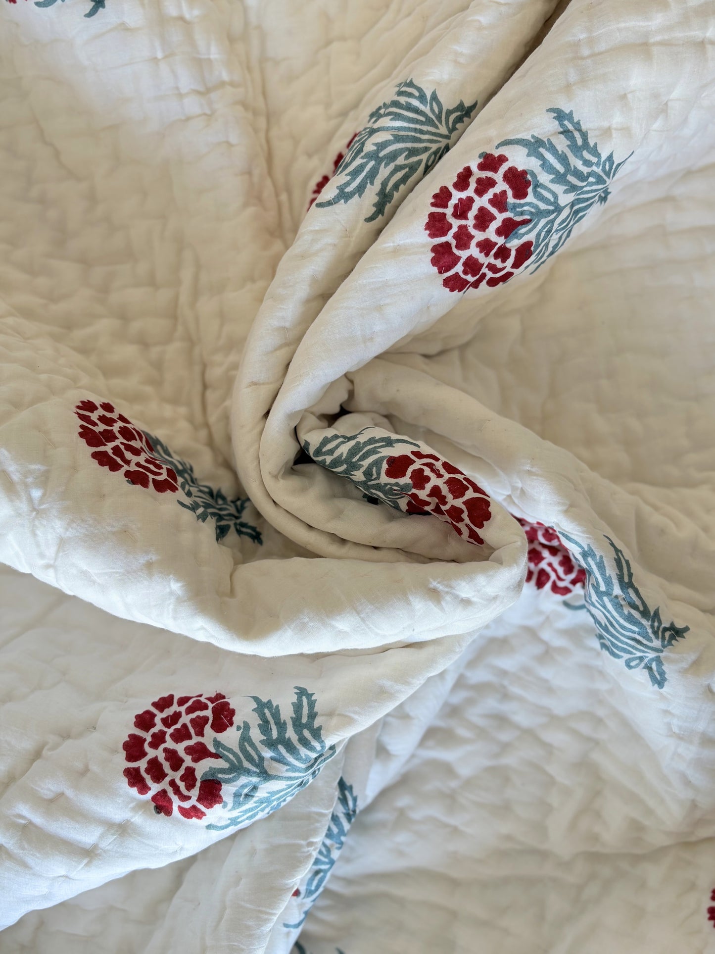 Gulaab Bagh Reversible Cotton Quilt