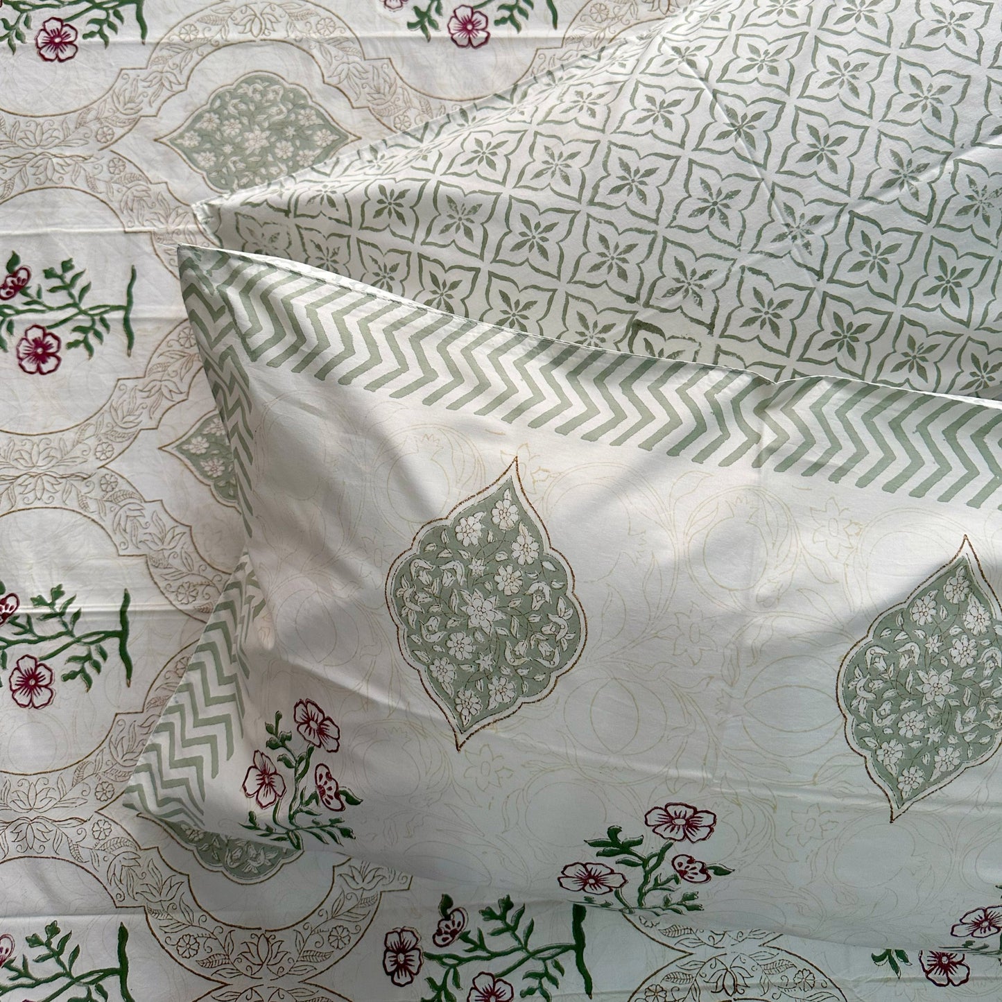 Mughal Jaal Block Print Bedsheet Set